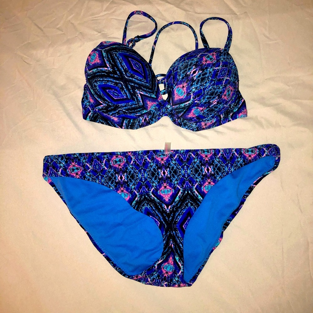 Women’s two piece push-up bikini